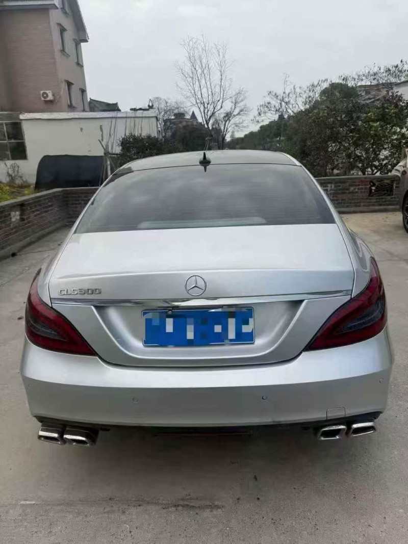 湖州13年奔驰CLS8
