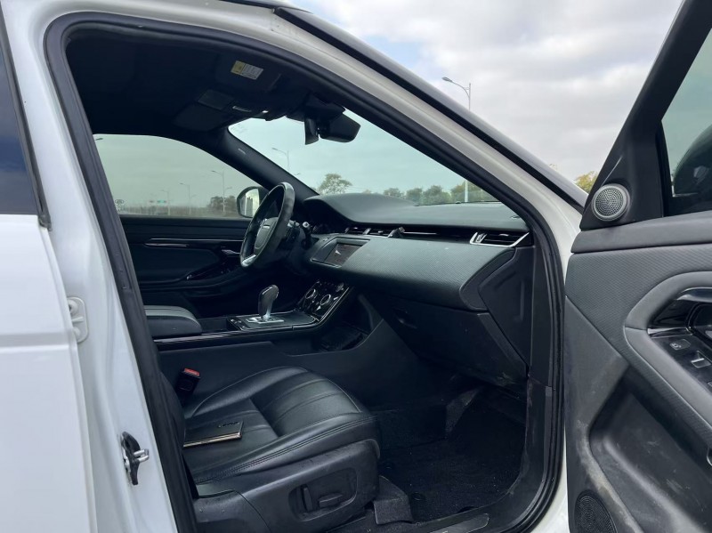 盐城20年路虎极光6