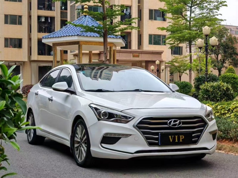 东莞17年现代名图2