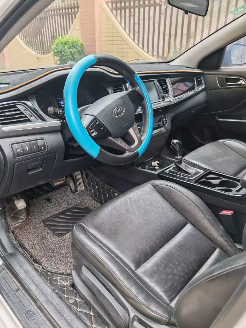 东莞17年现代名图5