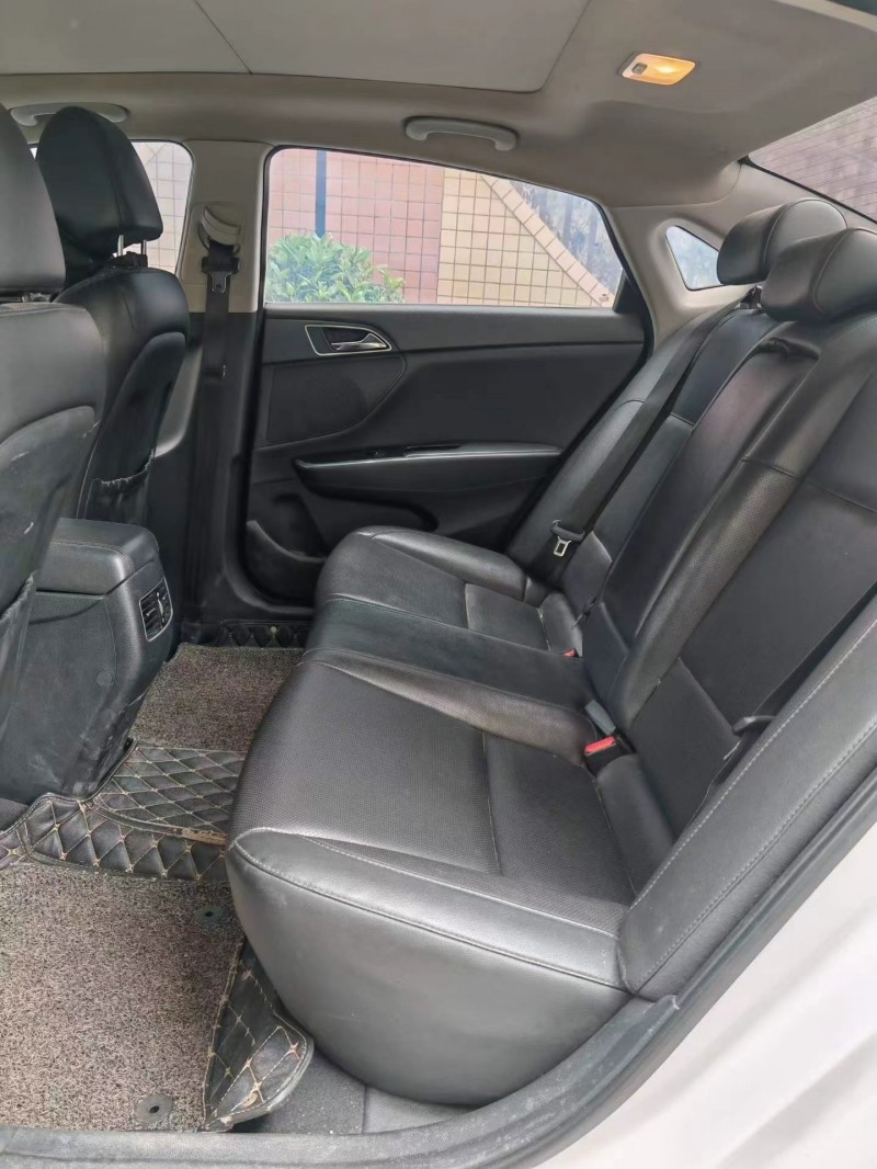 东莞17年现代名图8