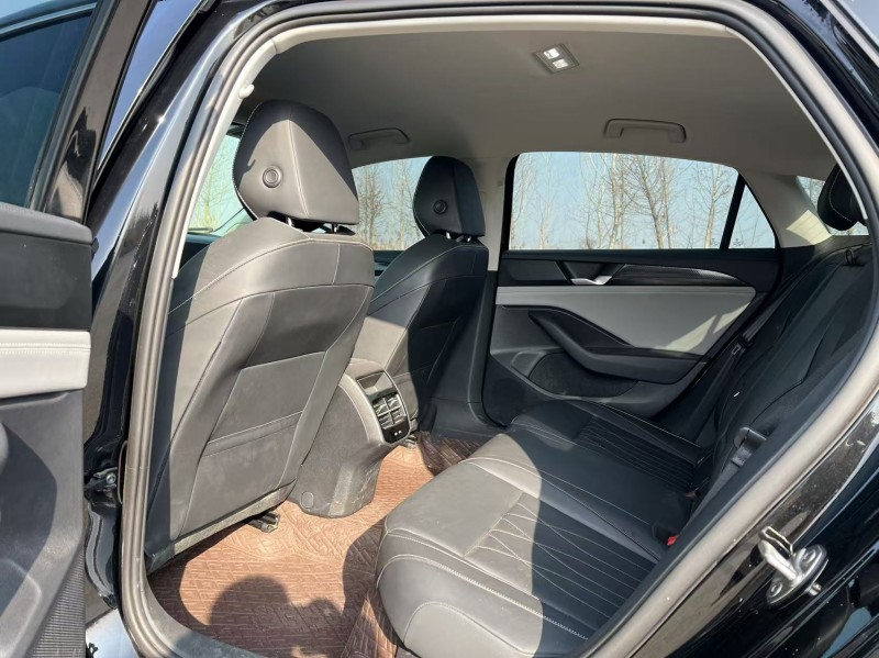 鹽城24年大眾邁騰5