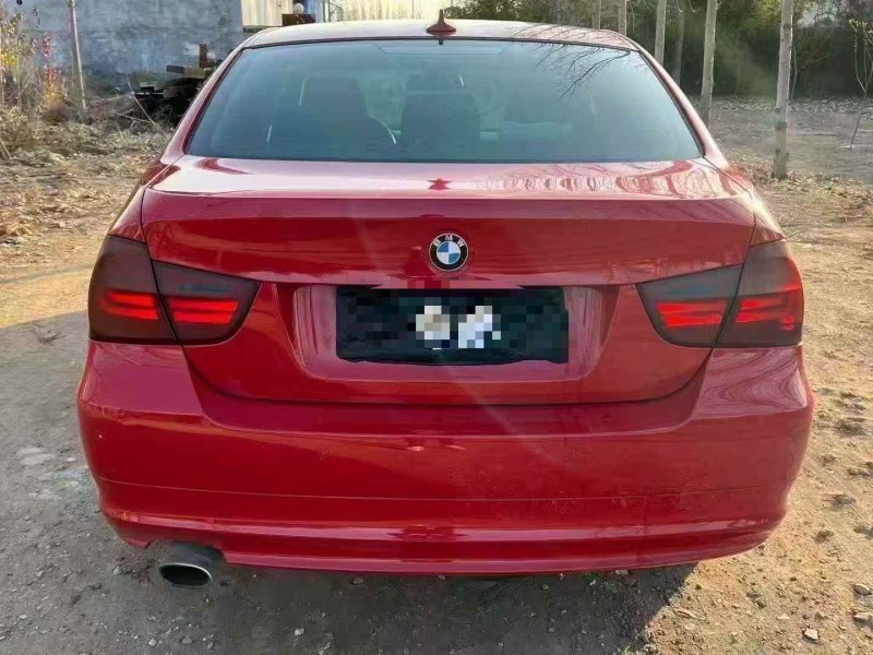 临沂11年宝马3系9