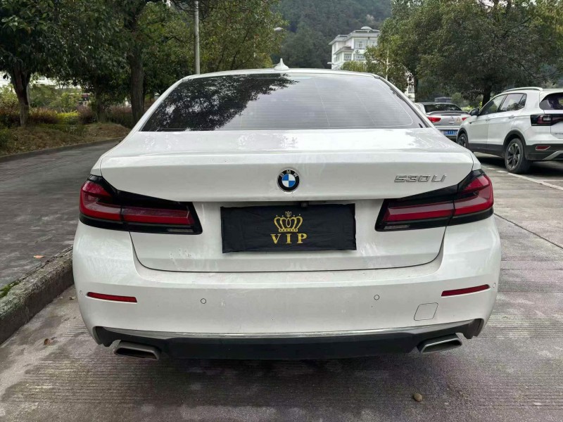 毕节21年宝马5系9