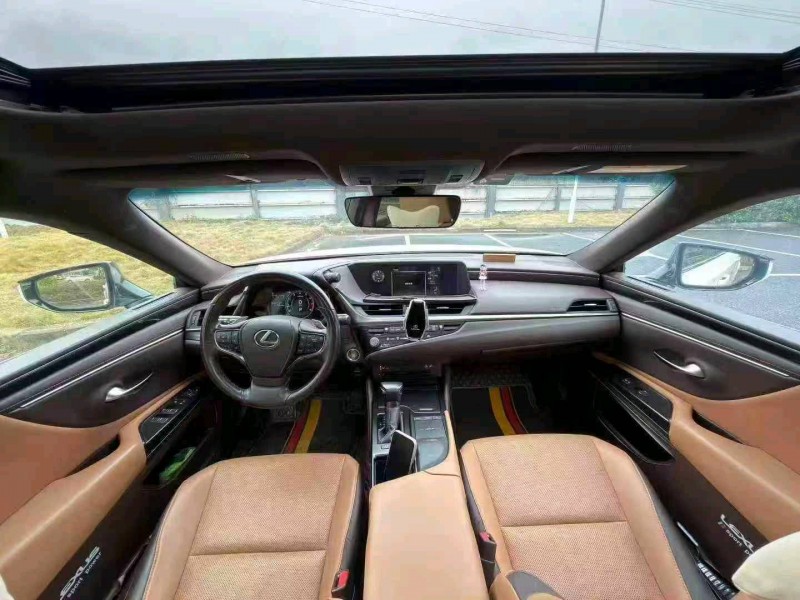 广州20年雷克萨斯ES4