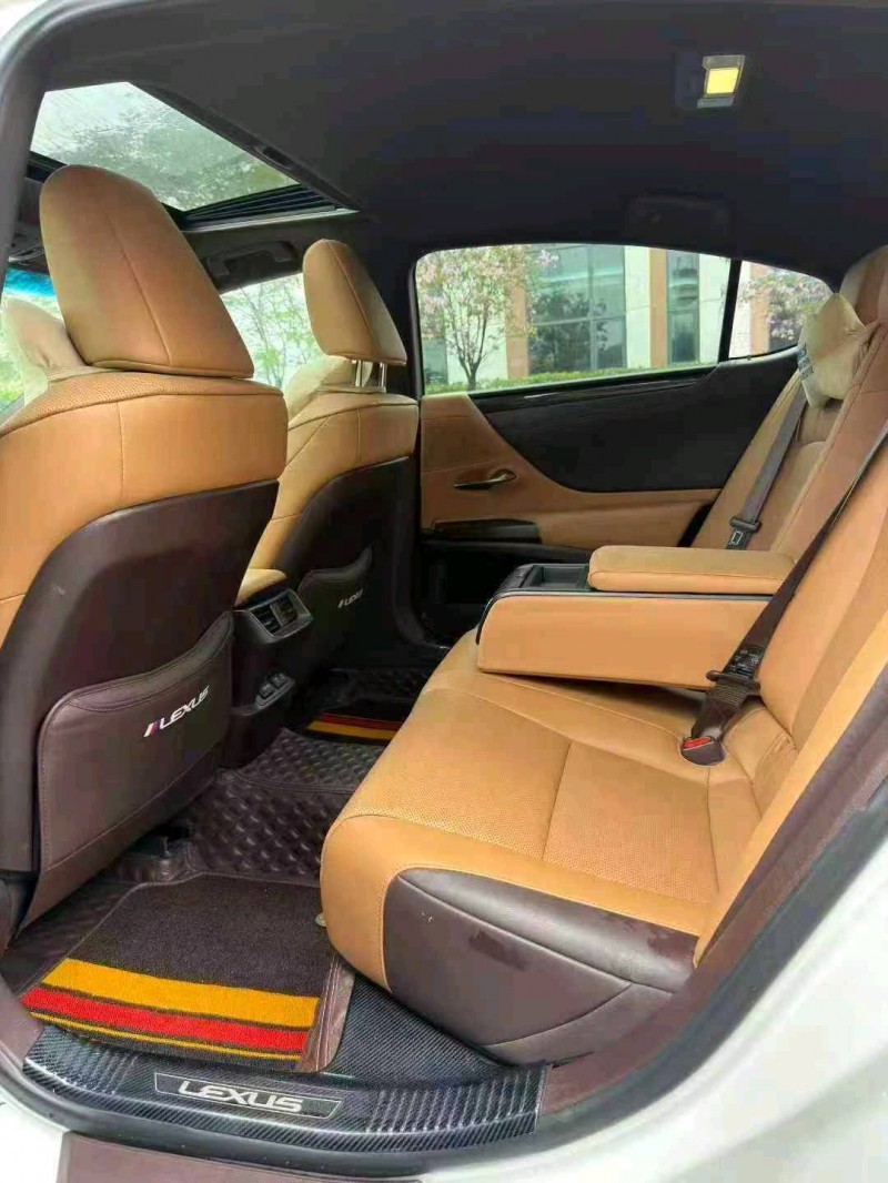广州20年雷克萨斯ES6