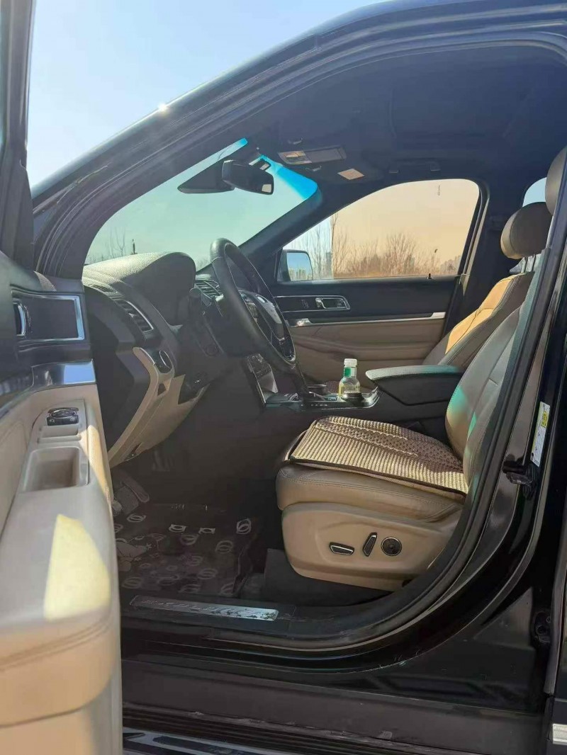 张家口16年福特探险者4