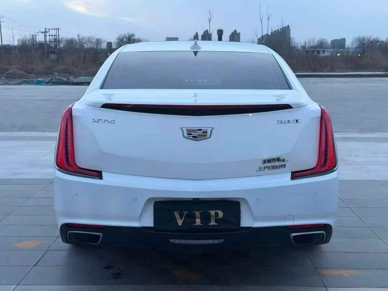 邯郸19年凯迪拉克XTS8