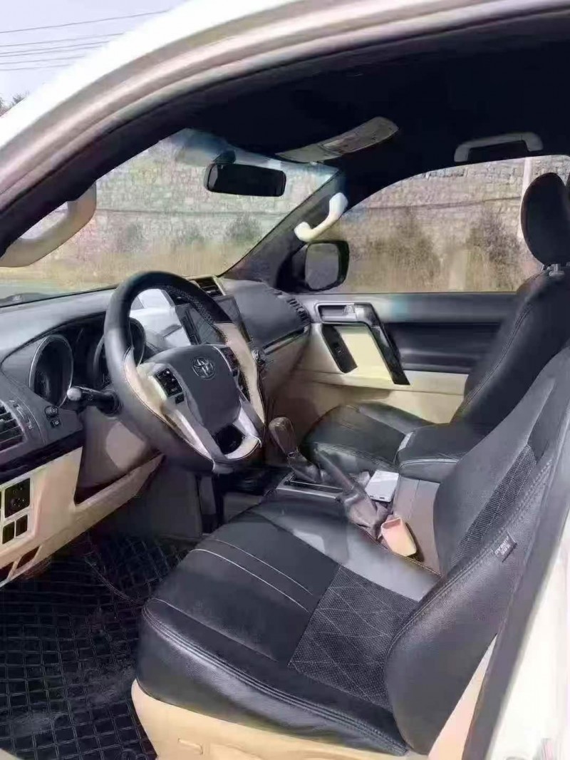 承德16年丰田普拉多4