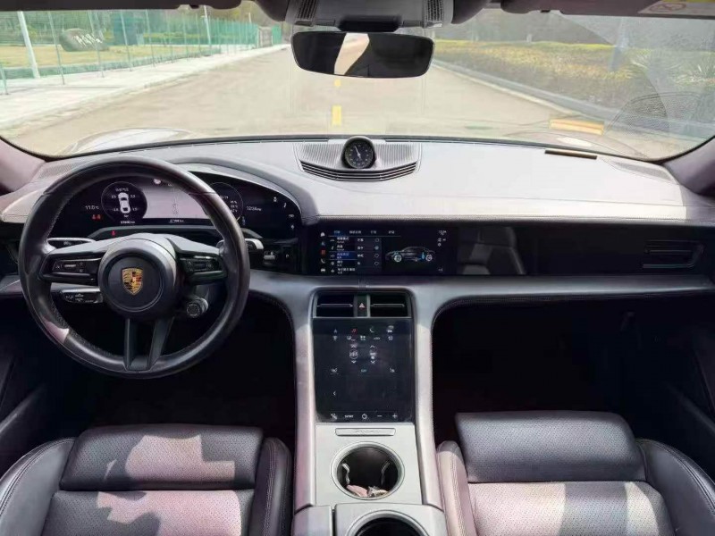 南通22年保时捷Taycan5
