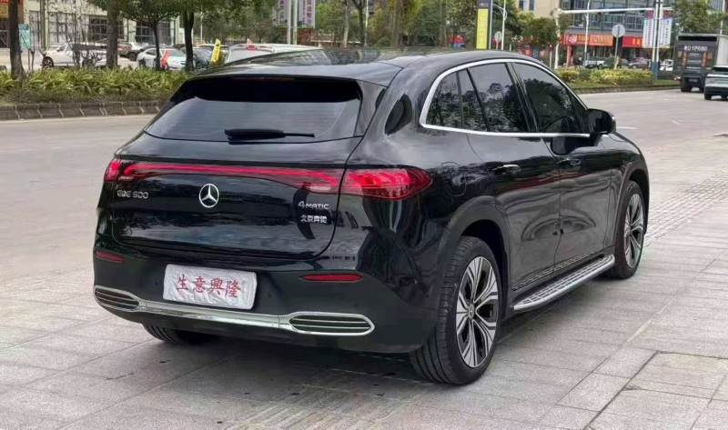 深圳25年奔驰EQE7