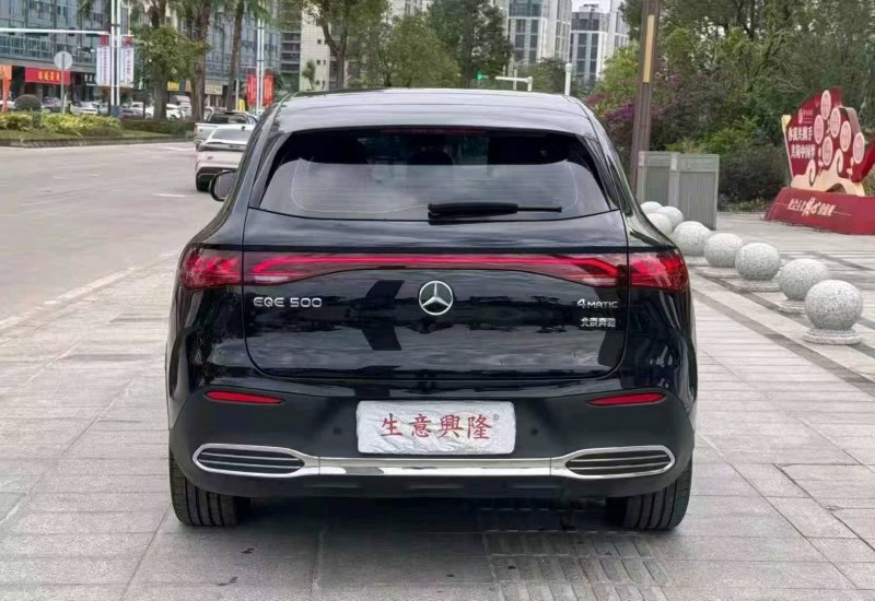 深圳25年奔驰EQE8
