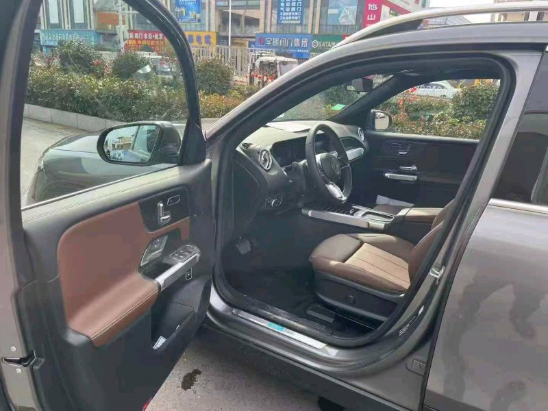 襄阳25年奔驰EQB6