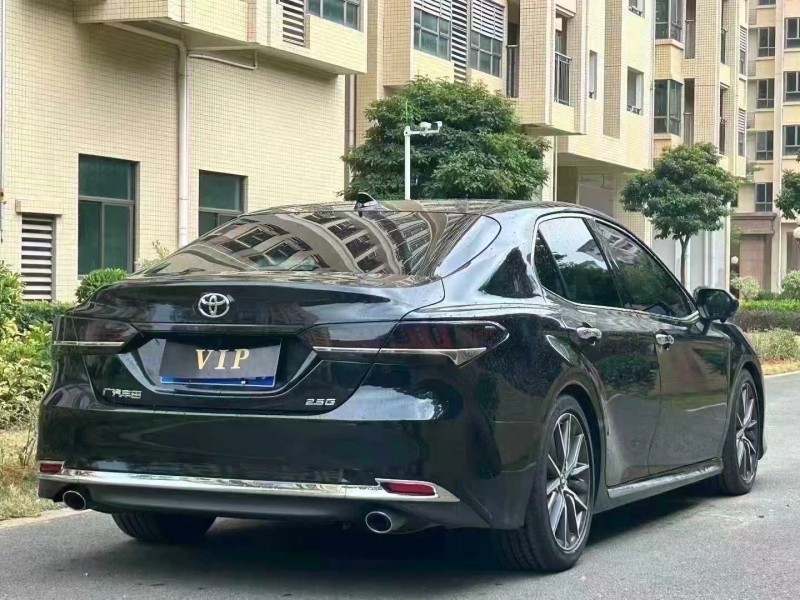 东莞23年丰田凯美瑞7