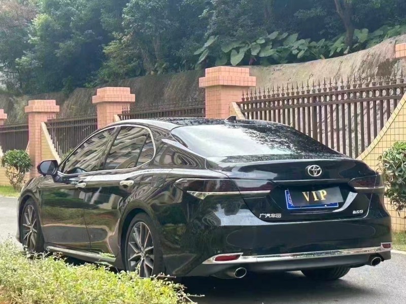 东莞23年丰田凯美瑞8