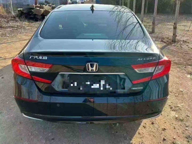 临沂19年本田雅阁9