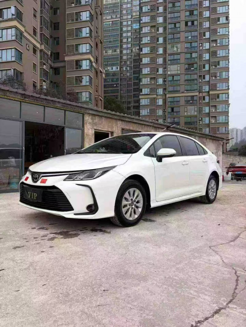 娄底25年丰田卡罗拉3