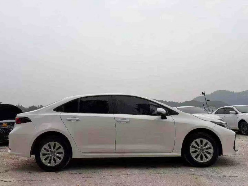 娄底25年丰田卡罗拉7