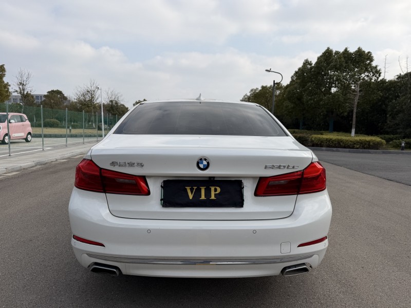 盐城20年宝马5系8