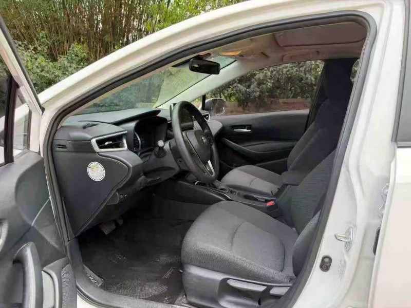 广州23年丰田卡罗拉5