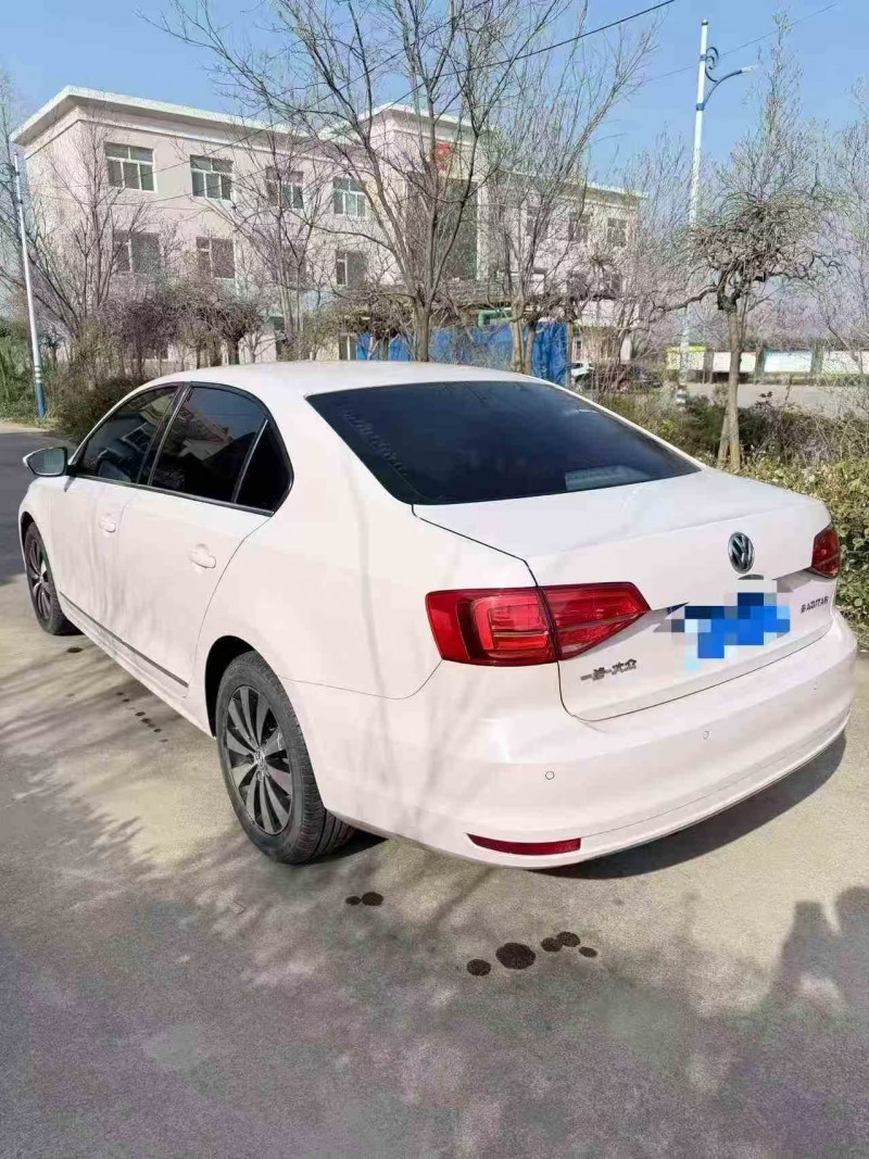 潍坊19年大众速腾8