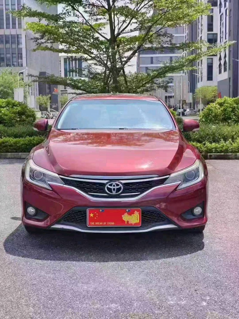 广州17年丰田锐志1