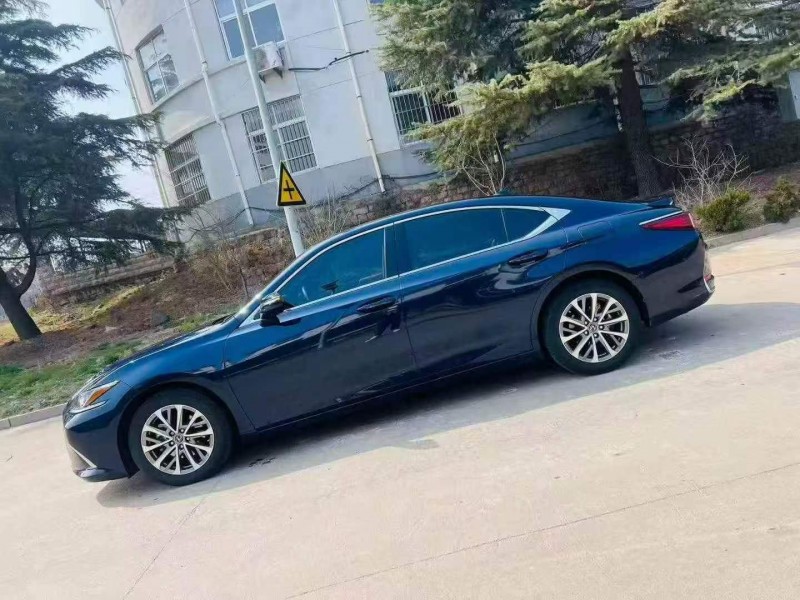 烟台23年雷克萨斯ES3