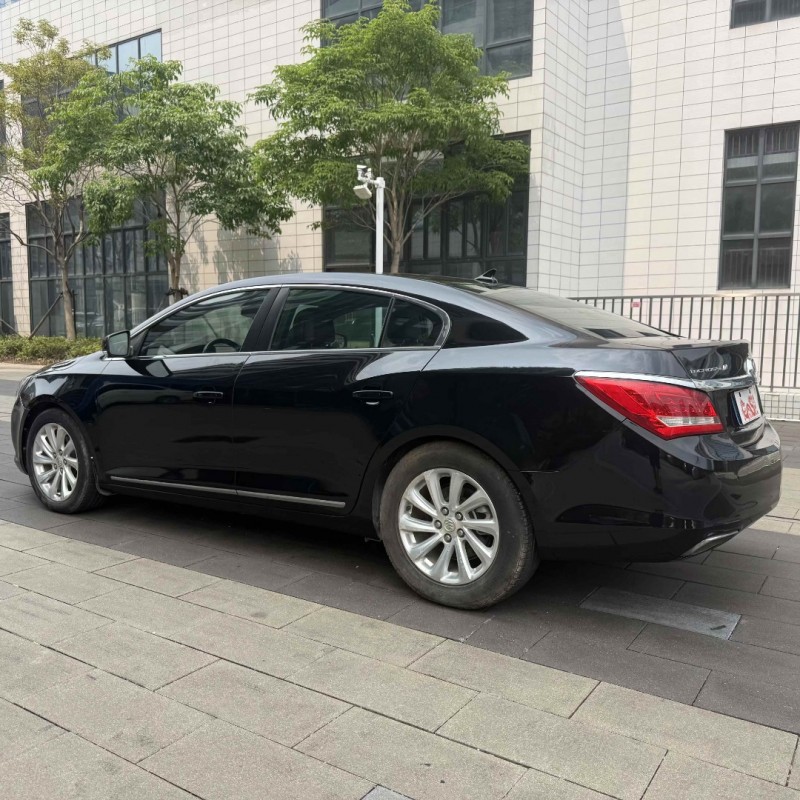 佛山15年别克君越2