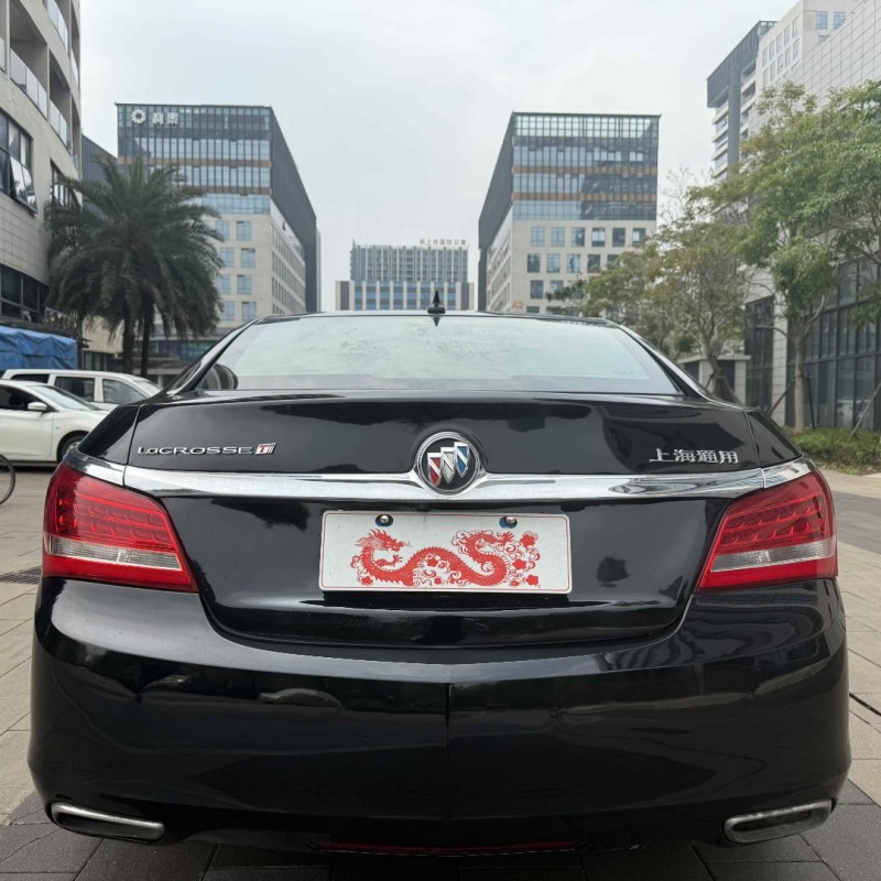 佛山15年别克君越9