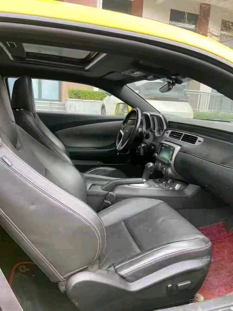 广州16年雪佛兰科迈罗8