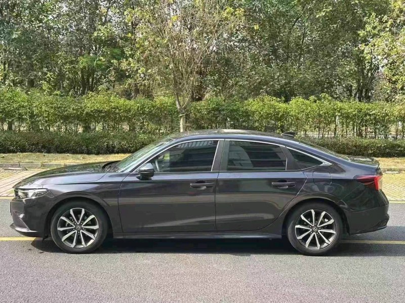 广州24年本田型格6