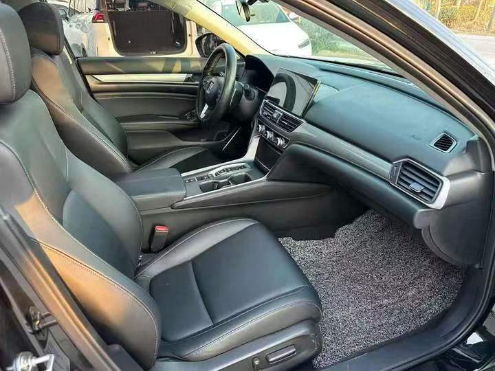 徐州23年本田雅阁7