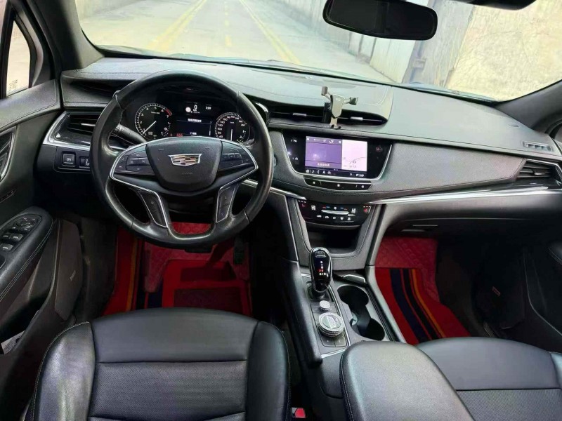 保定19年凯迪拉克XT55