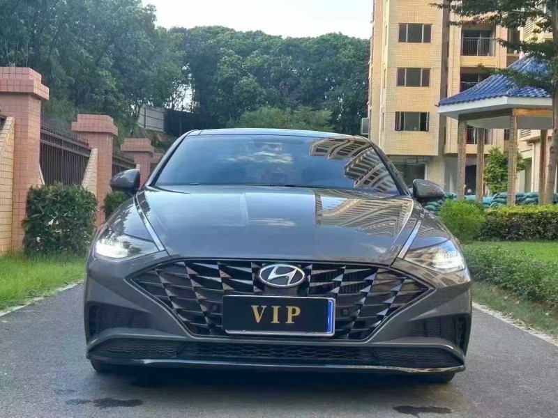 东莞21年现代索纳塔1