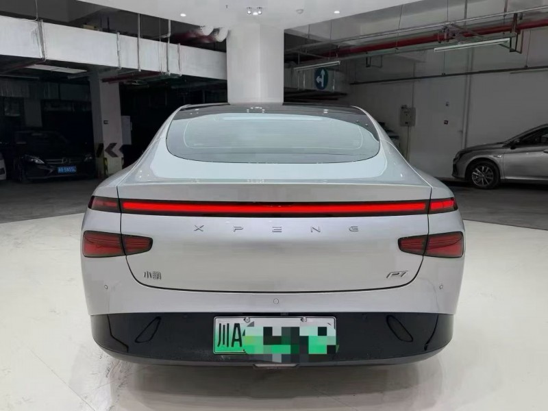 成都25年小鹏汽车p79