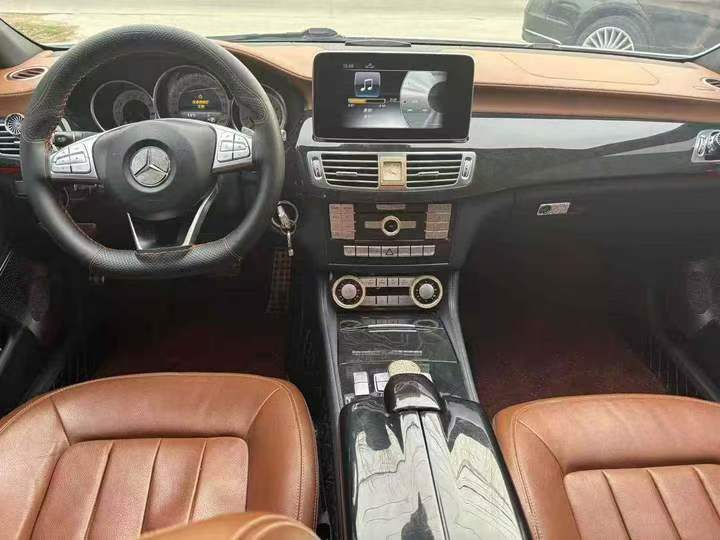 徐州17年奔馳CLS6