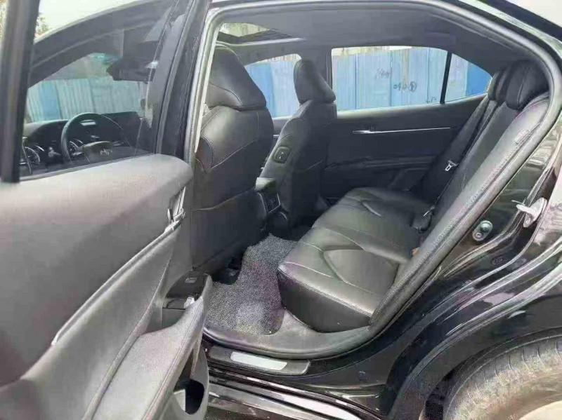 泉州23年豐田凱美瑞4