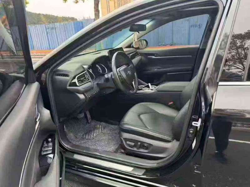 泉州23年豐田凱美瑞6