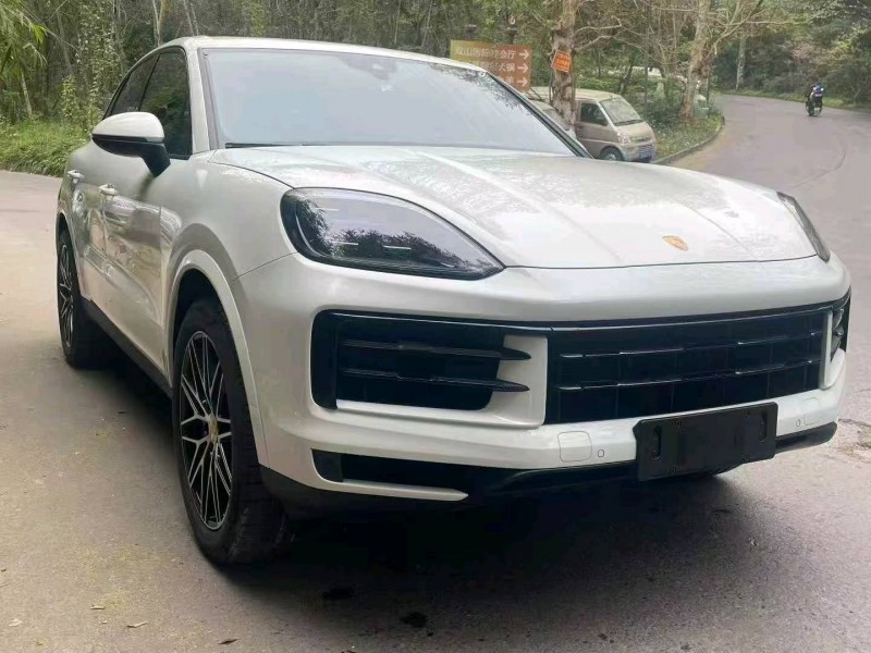 重慶24年保時捷卡宴3