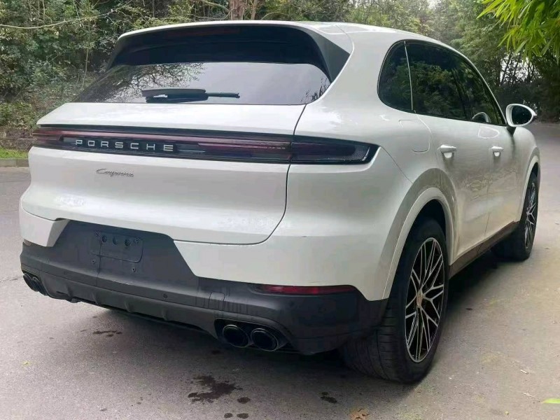 重慶24年保時捷卡宴8