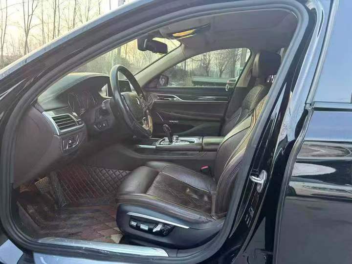 徐州19年寶馬7系6