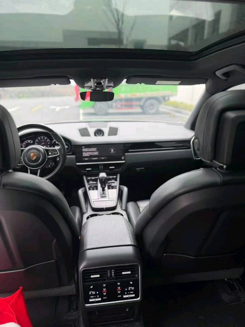 寧波22年保時捷卡宴2