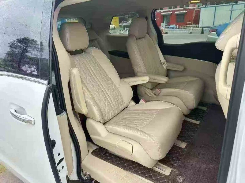 嘉興23年別克GL85