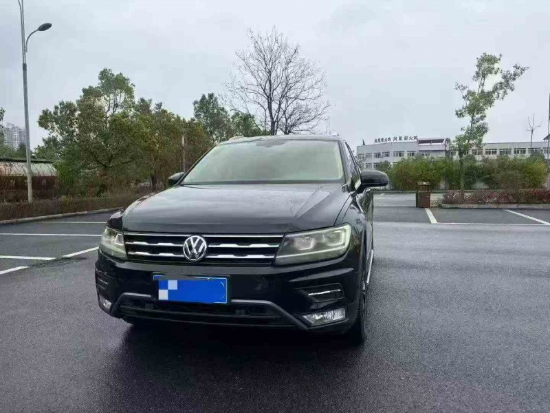 重庆19年大众途观3