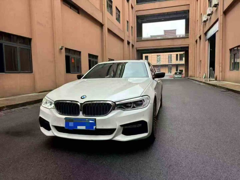 重庆17年宝马5系2