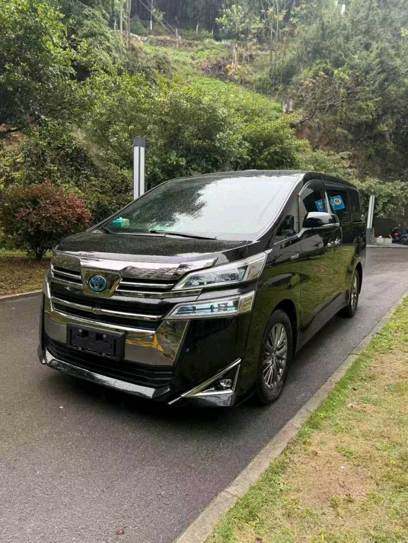 重庆20年丰田威尔法3