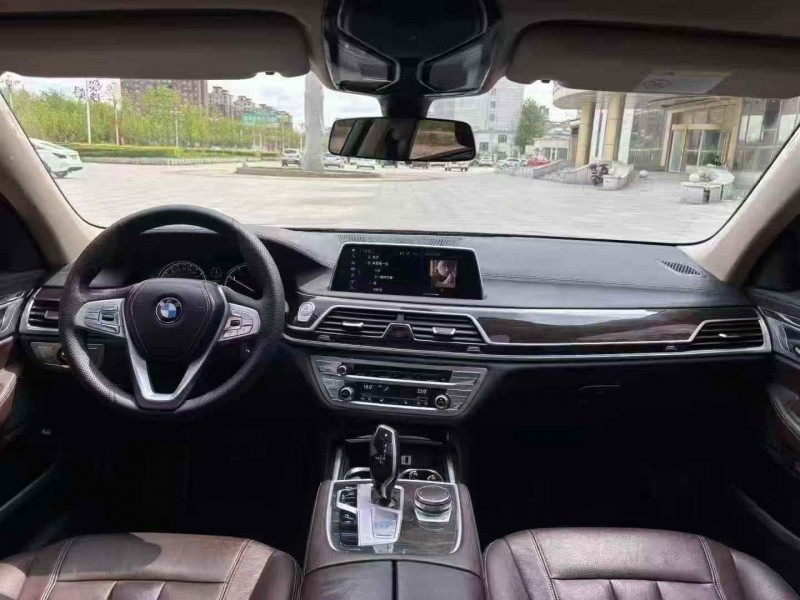 吉林17年宝马7系6