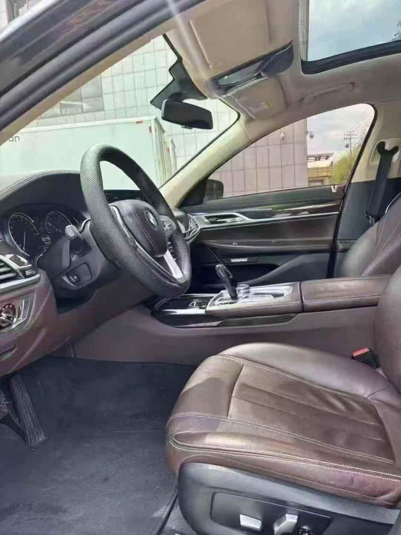 吉林17年宝马7系9