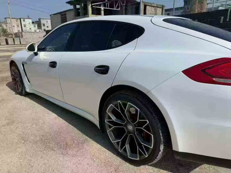 赣州14年保时捷帕拉梅拉8