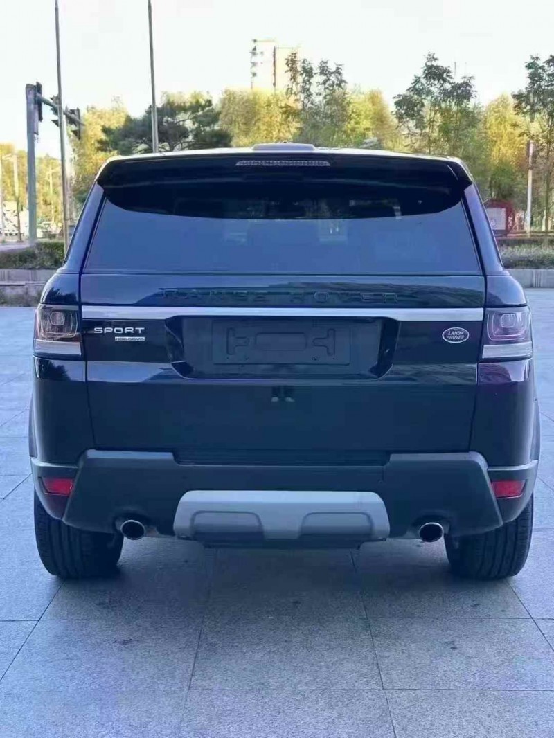 吉林16年路虎揽胜运动5